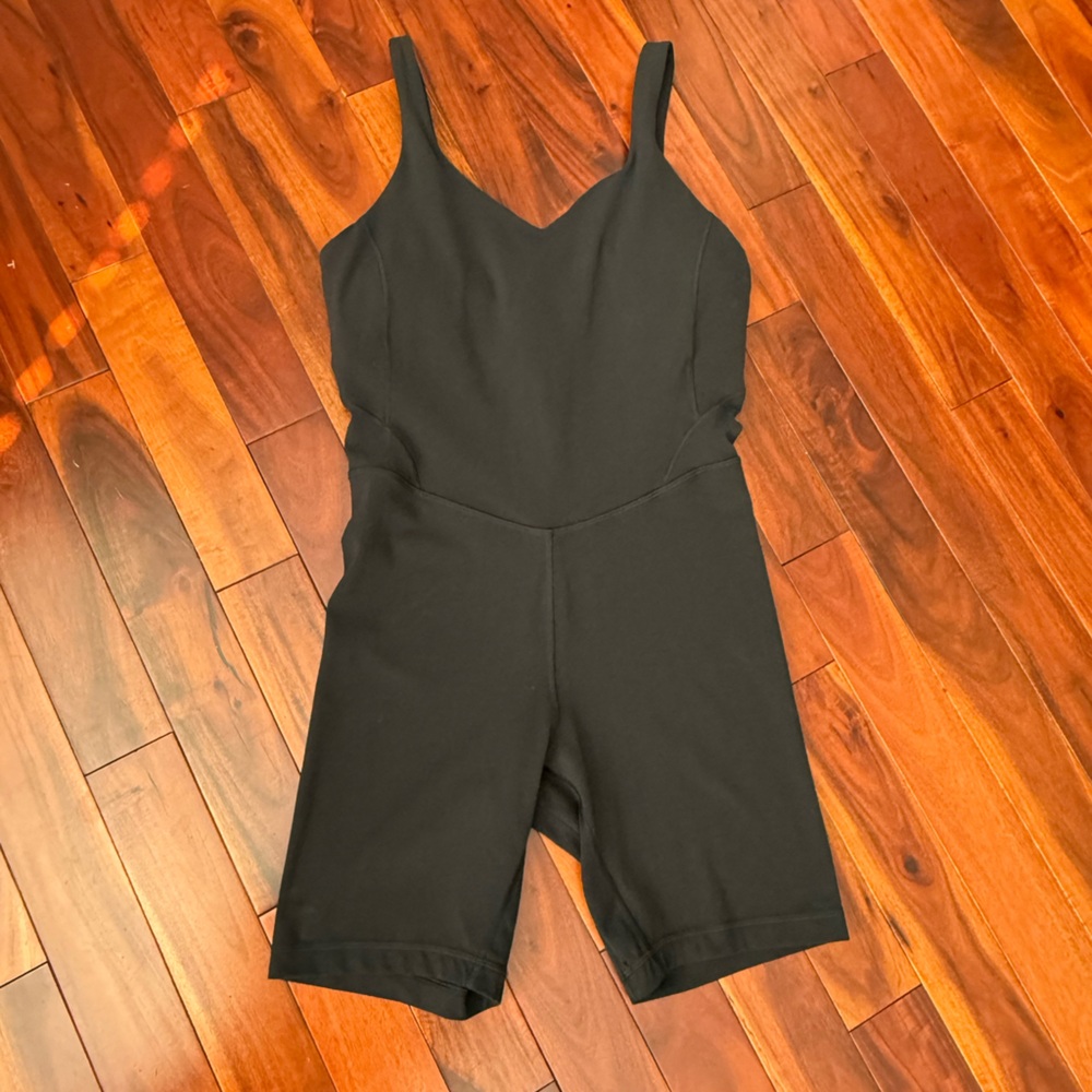 Lululemon Size 10 Black Women's Align Jumpsuit